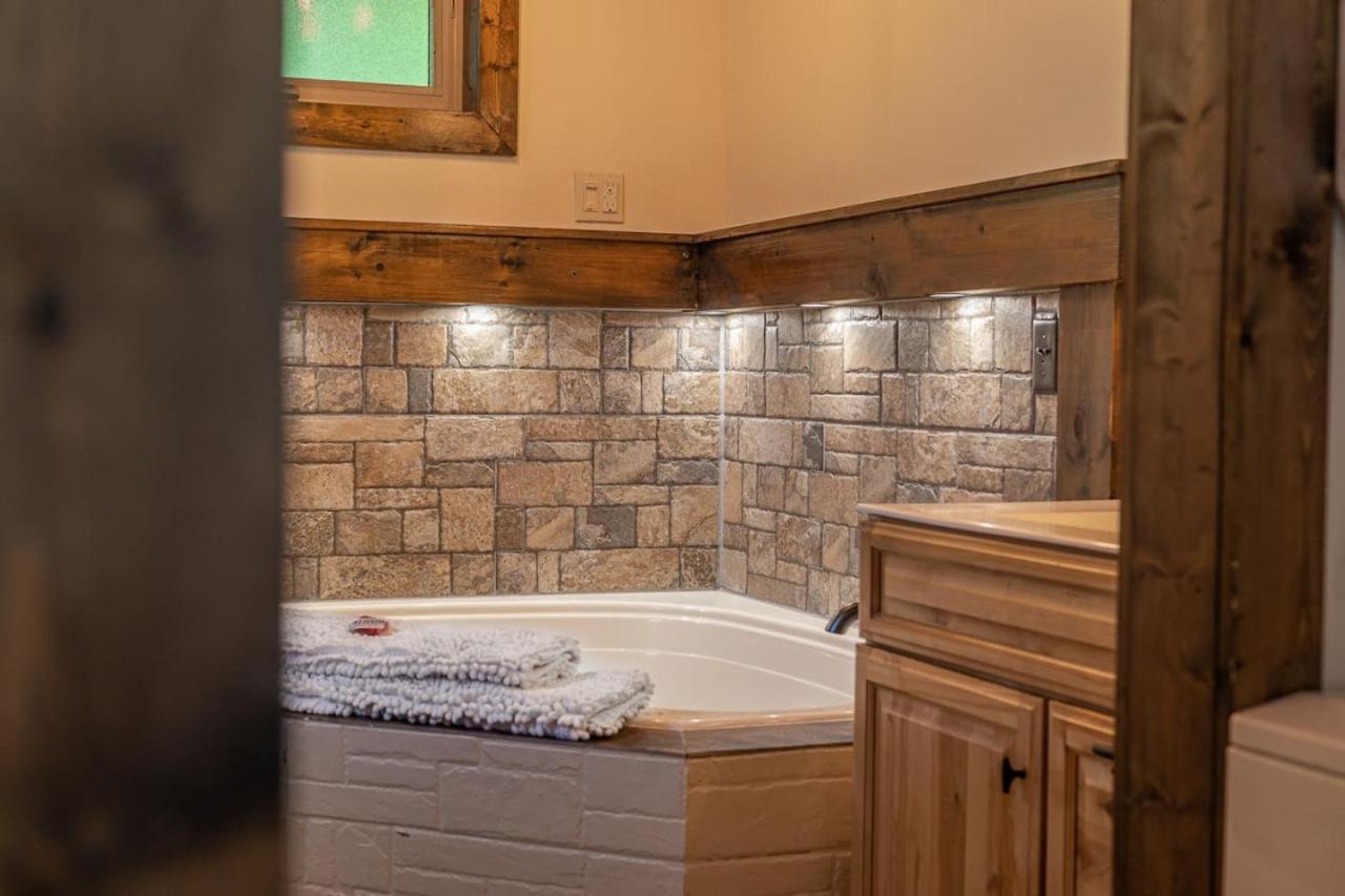Canyon View Treehouse- Relaxing Getaway In Jasper With An Amazing View Eksteriør bilde